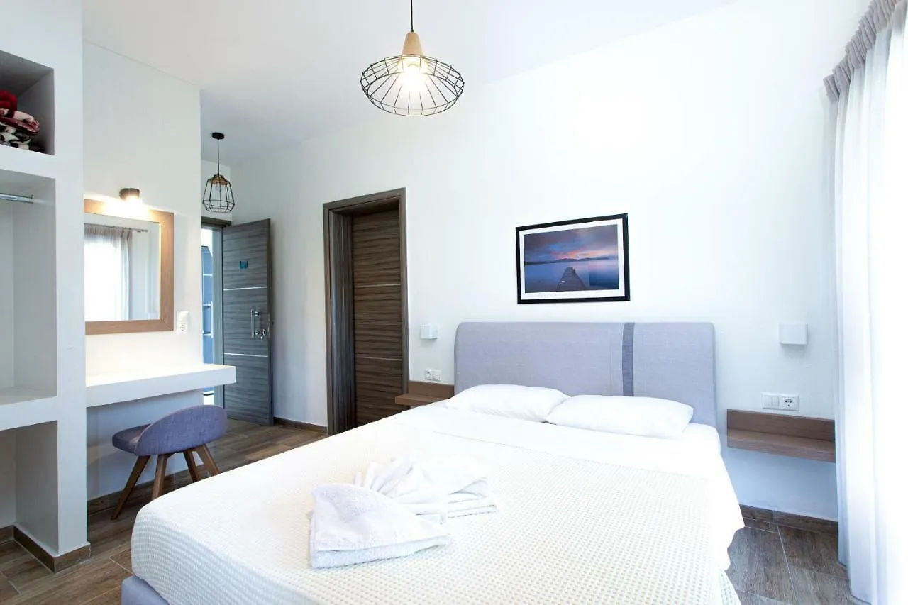 Kokkinos Aparthotel Vourvourou