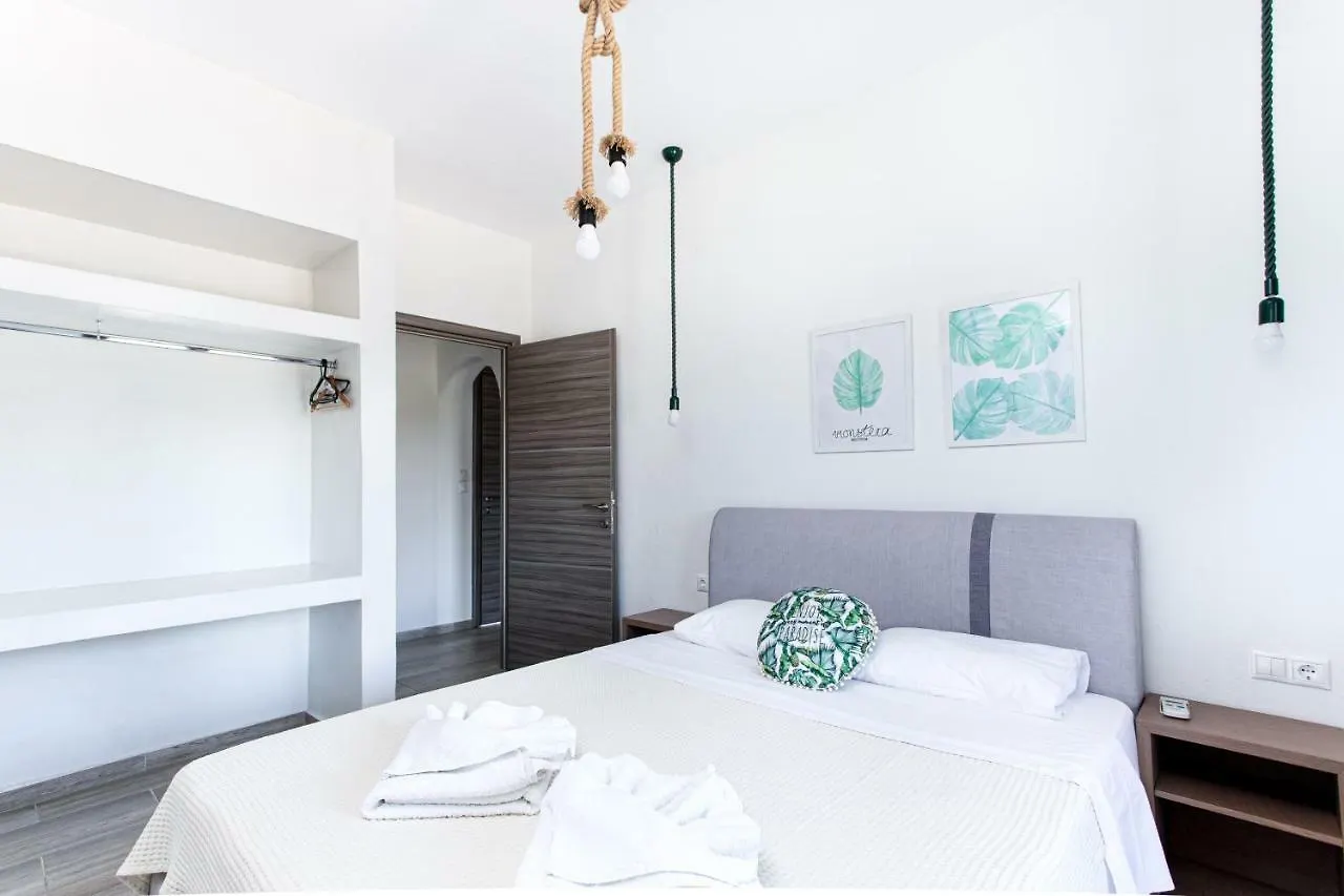 Kokkinos Aparthotel Vourvourou