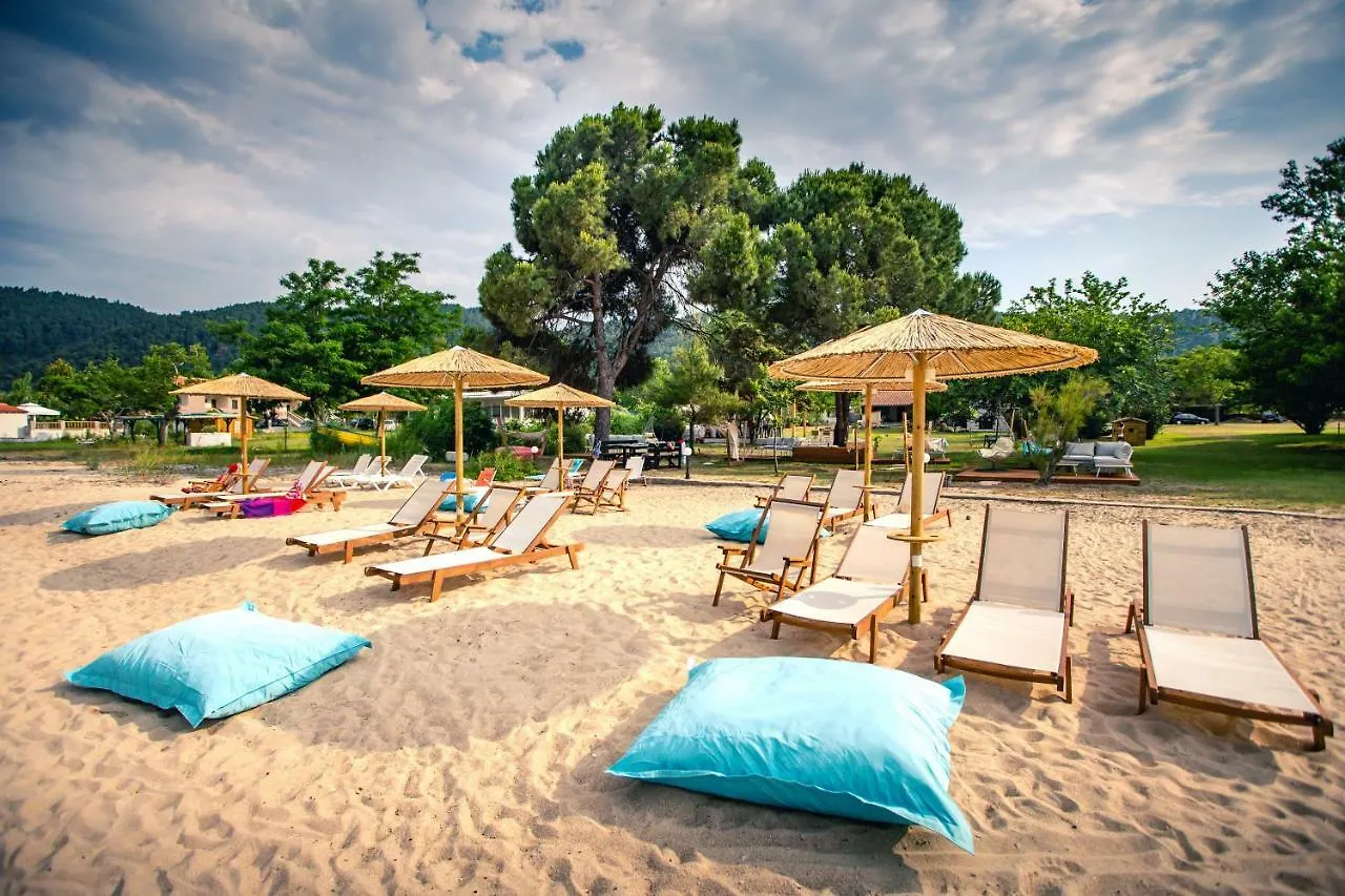 Kokkinos Aparthotel Vourvourou