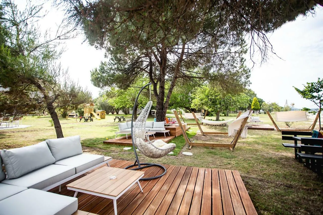 Kokkinos Aparthotel Vourvourou